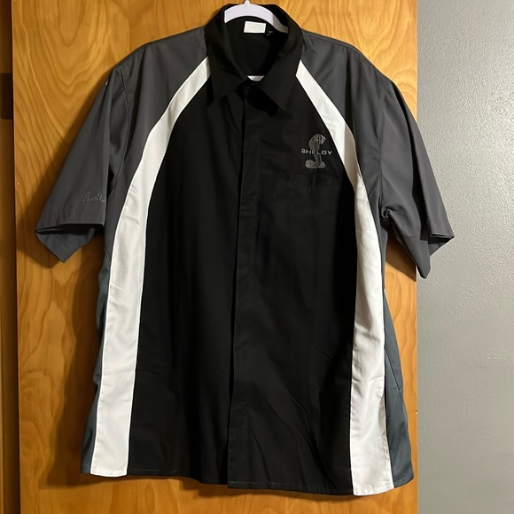 Shelby Mustang with Carrell Shelby Name on sleeve size 2x - Picture 1 of 9